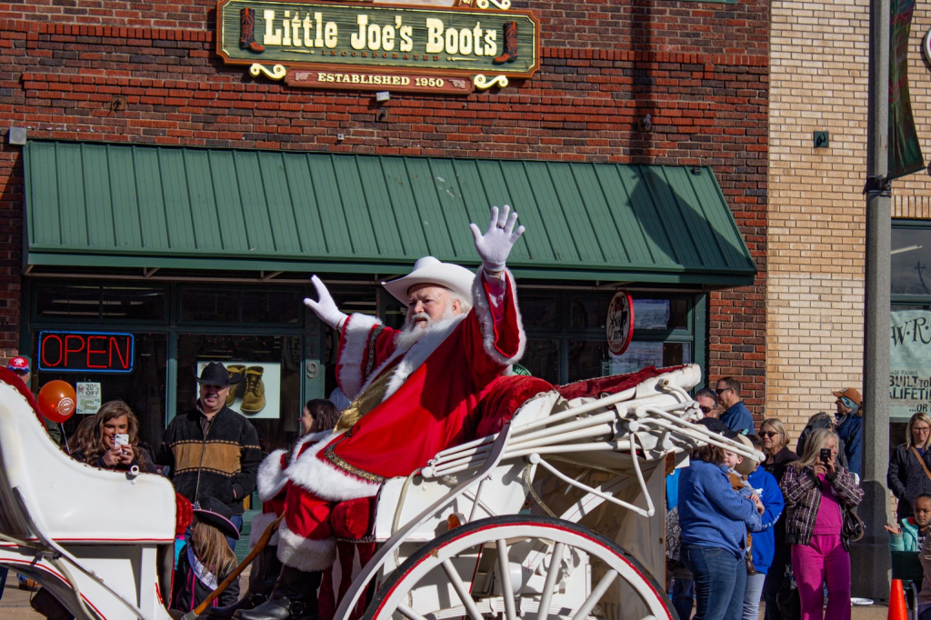 Placerville Christmas Parade 2022 Cowboy Christmas Parade